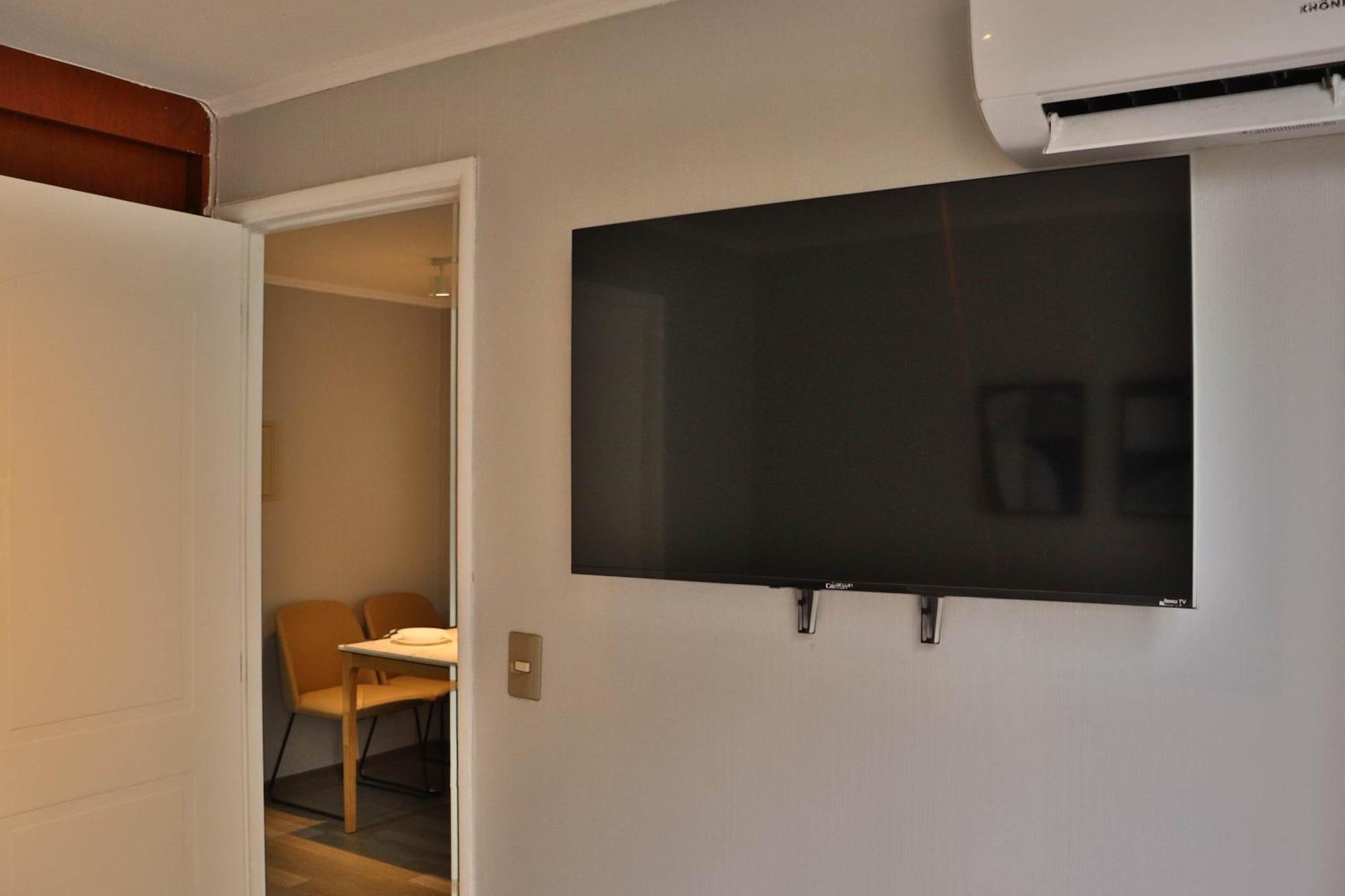 Apartamento Hom I Top1 Con Aa Depto 1d1b En Marcoleta 7001 Santiago de Chile